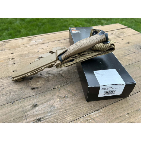 Image Couteau GERBER Strongarm 1058 Coyote avec étui - 13783 - Kodiak Store