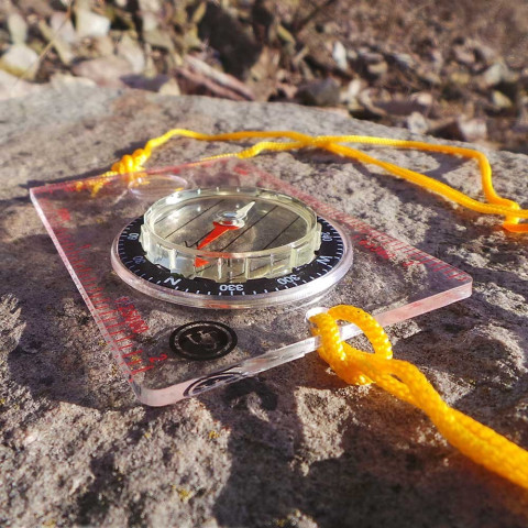 Image Boussole Waypoint transparente avec loupe - 16444 - Kodiak Store