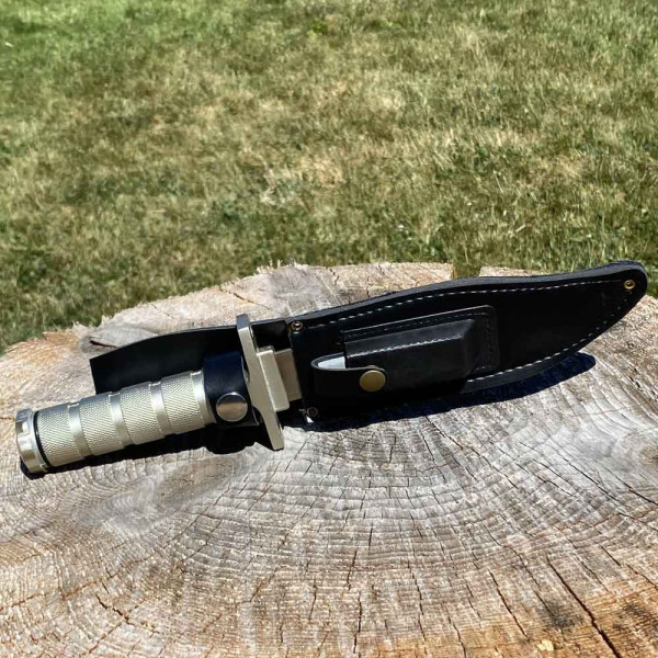 Image Couteau de survie argenté - 16569 - Kodiak Store