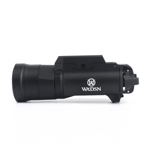 Lampada Wadns 650 Lumen: Potenza e Durata per le Vostre Missioni
